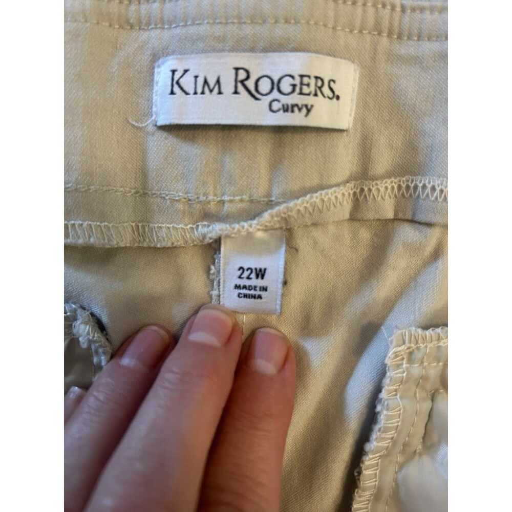 Kim Rogers Curvy 22W Beige Bermuda Walking Shorts Stretch Plus Size - Picture 6 of 12